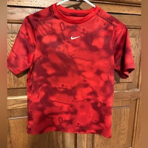 Nike Red Dri-Fit T-Shirt – Boys Youth Large, Like New